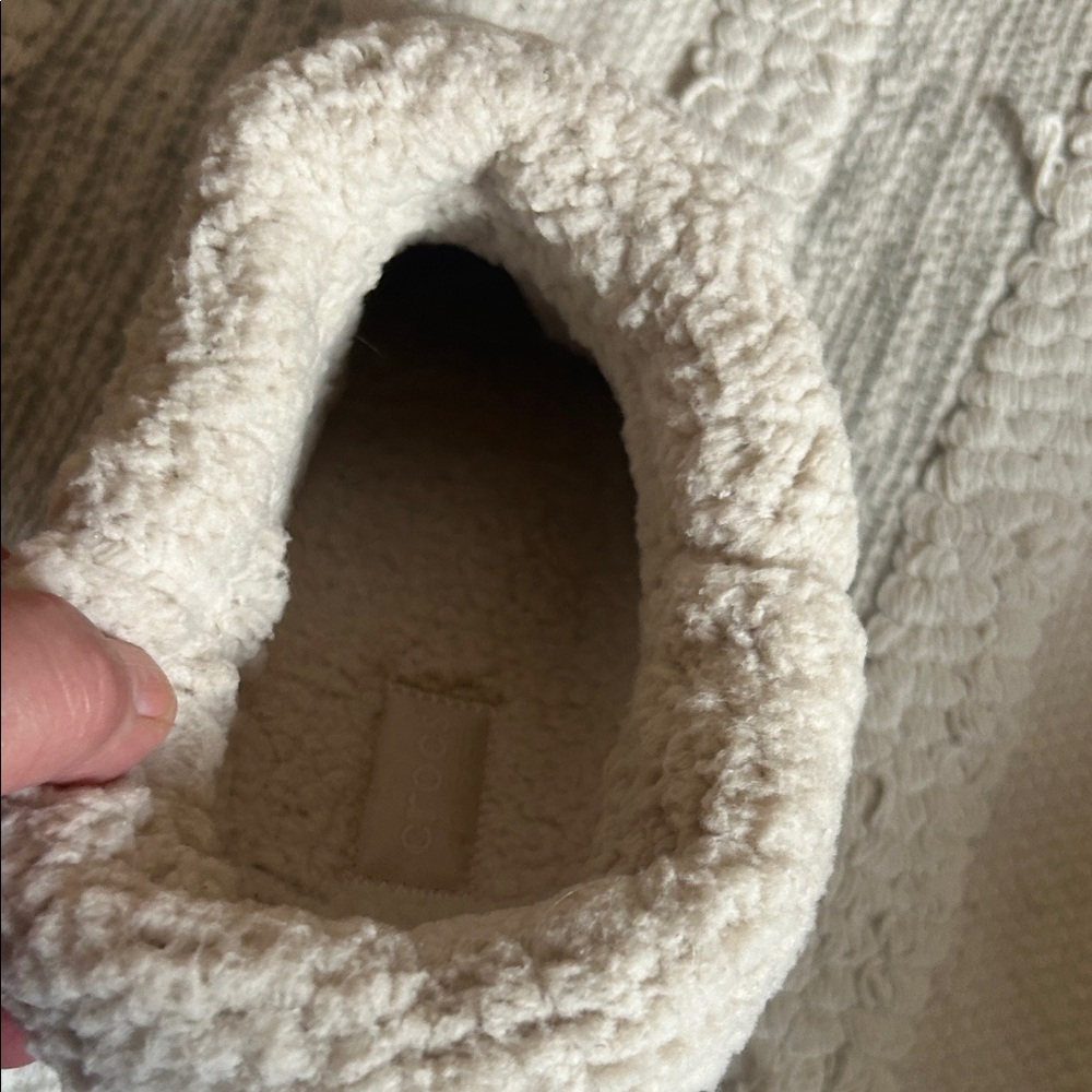CROCS Cream Fuzzy Lined Clogs - Picture 4 of 5